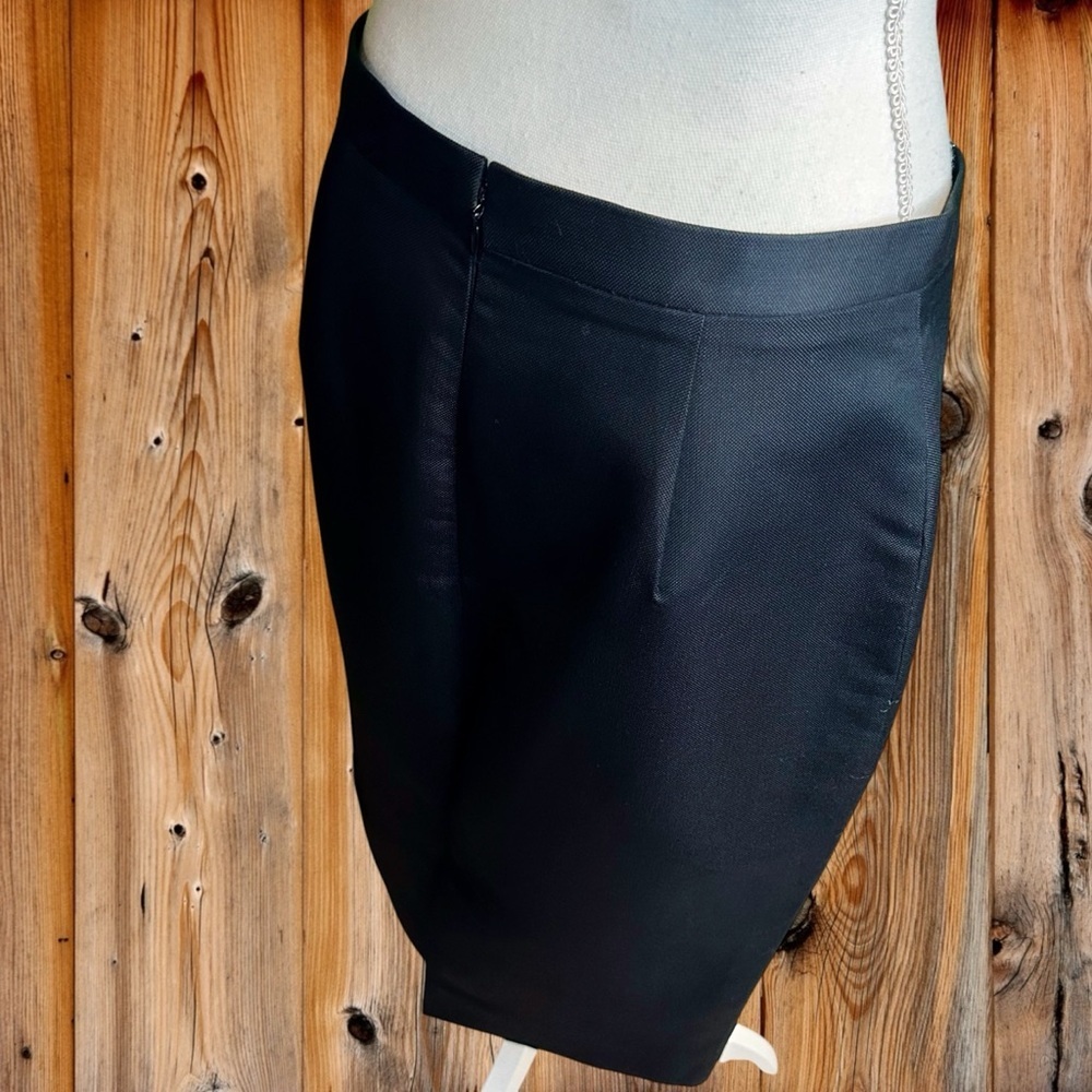 NWOT Givenchy Vintage Black Wool-Blend Textured Crepe Pencil Skirt Size 44 = 12 - Picture 10 of 16